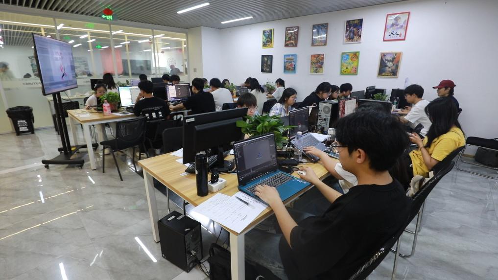 微短劇何時告別“野蠻生長”？